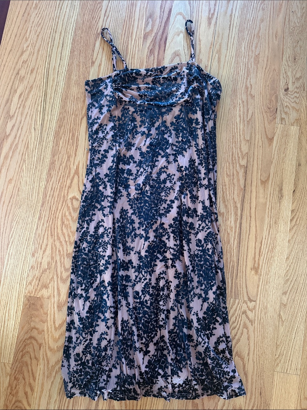 Spaghetti Strap-Velvet Floral Dress Nude and Black